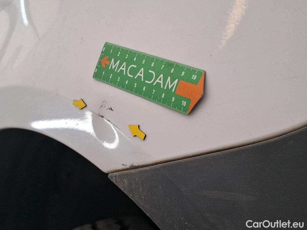  Mercedes  Sprinter MERCEDES-BENZ  / 2018 / 4P / Fourgon tôlé 516 CDI Emp 3665 3.5T #15