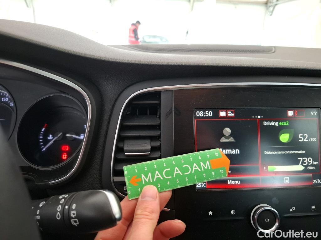  Renault  Megane  IV Berline 5pt. Société Air Nav 1.5 dCi 90CV BVM6 E6 #27