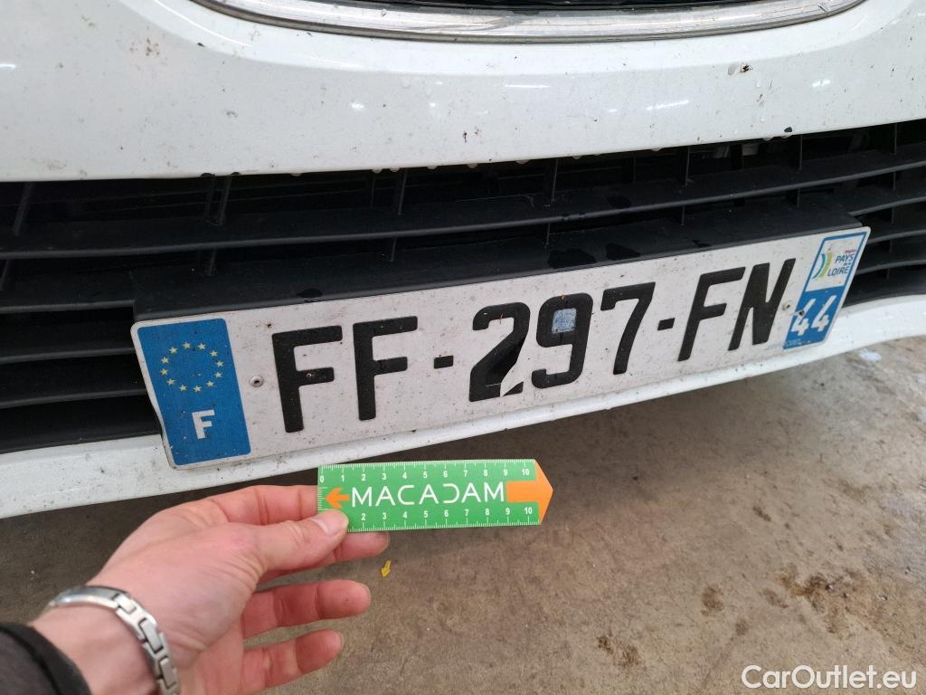  Renault  Megane  IV Berline 5pt. Société Air Nav 1.5 dCi 90CV BVM6 E6 #34