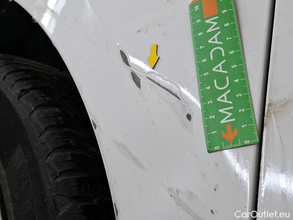  Renault  Megane  IV Berline 5pt. Société Air Nav 1.5 dCi 90CV BVM6 E6 #4