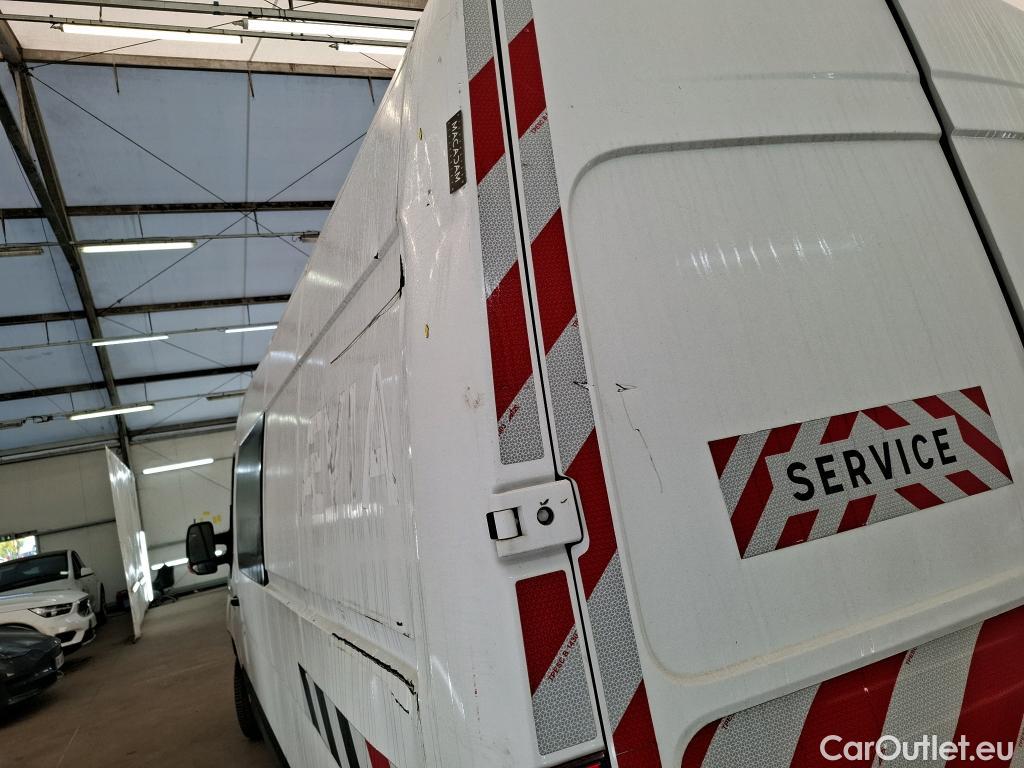  Renault  Master  III Fourgon L3H2 3 5 Grand Confort dCi 135CV BVM6 E6dT #15