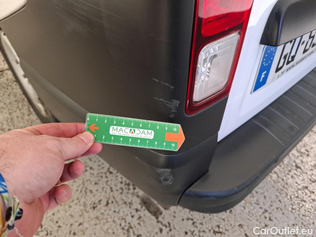  Renault  Trafic  Fourgon L2H1 3T Grand Confort 2.0 dCi 130CV BVM6 E6d #31