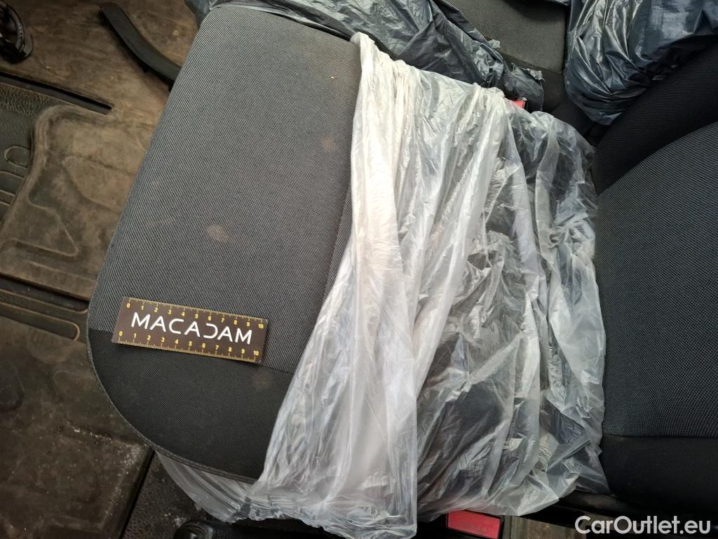  Renault  Master  III Fourgon L3H2 3 5 Grand Confort dCi 135CV BVM6 E6dT #62