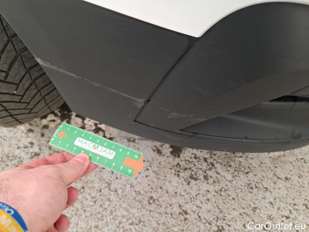  Renault  Trafic  Fourgon L2H1 3T Grand Confort 2.0 dCi 130CV BVM6 E6d #21