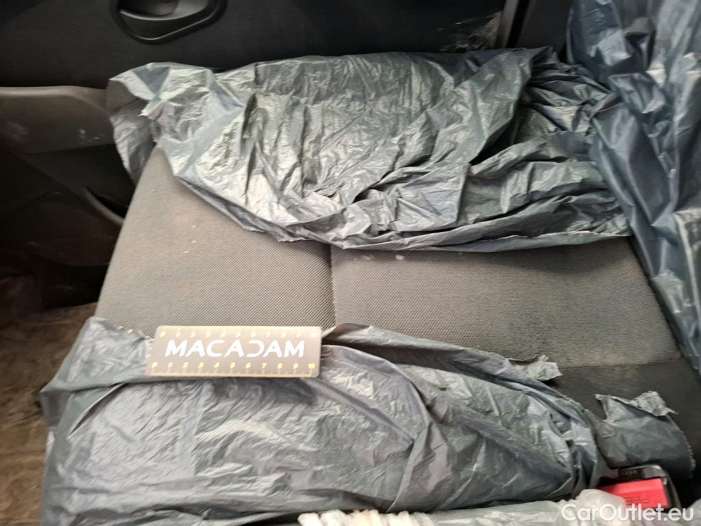  Renault  Master  III Fourgon L3H2 3 5 Grand Confort dCi 135CV BVM6 E6dT #63