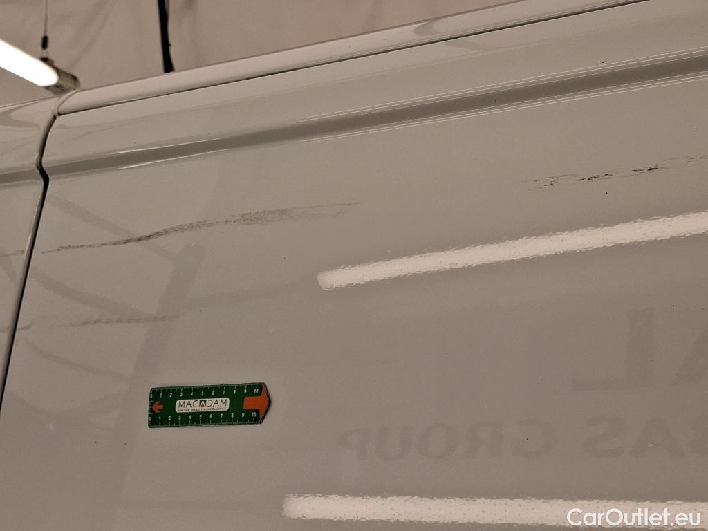  Renault  Trafic  Fourgon L2H1 3T Grand Confort 2.0 dCi 130CV BVM6 E6d #27