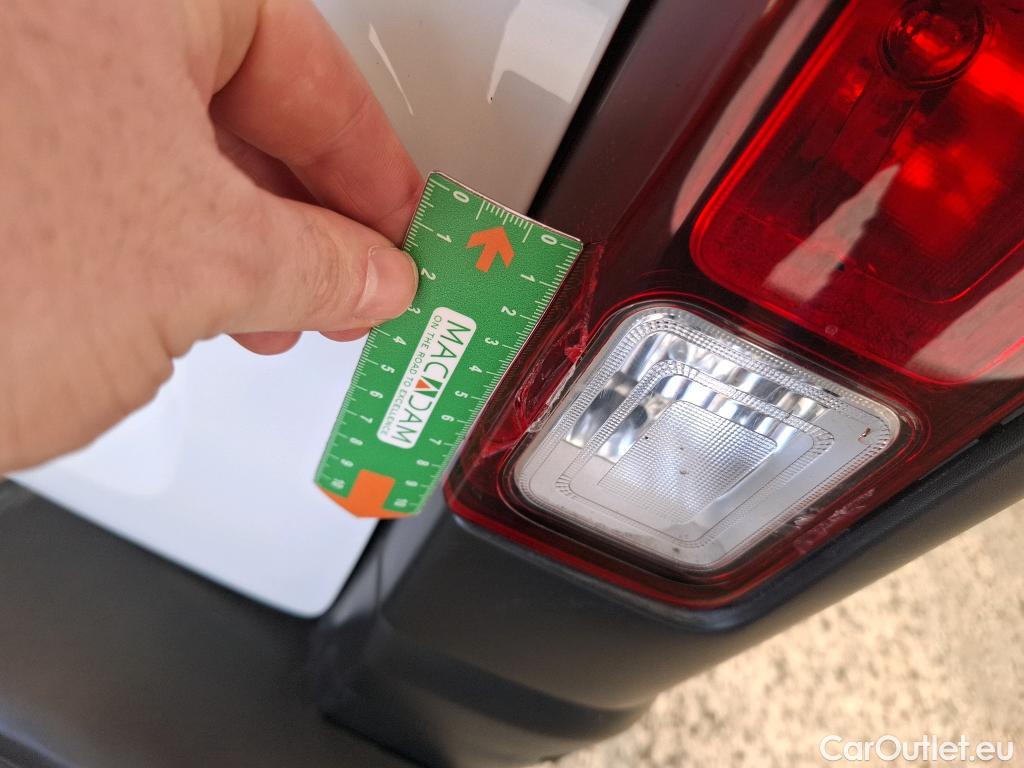  Renault  Trafic  Fourgon L2H1 3T Grand Confort 2.0 dCi 130CV BVM6 E6d #8