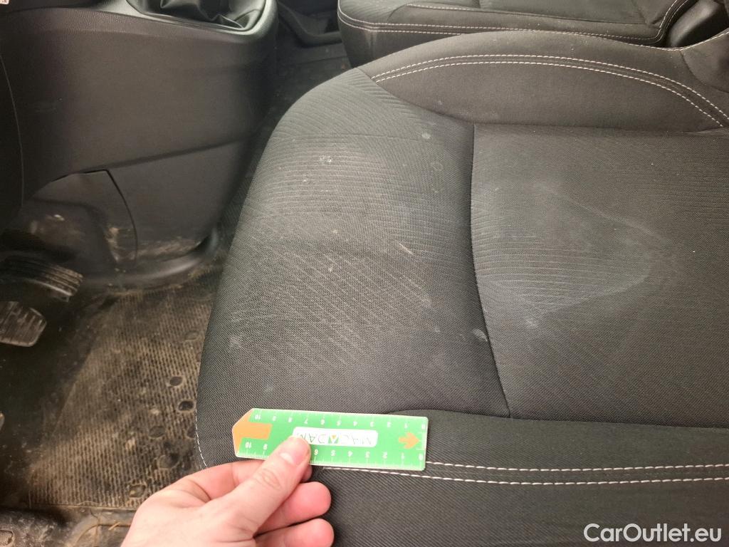  Renault  Trafic  Fourgon L2H1 3T Grand Confort 2.0 dCi 130CV BVM6 E6d #14