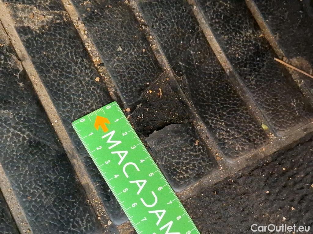  Renault  Megane  IV Berline 5pt. Société Air Nav 1.5 dCi 90CV BVM6 E6 #31