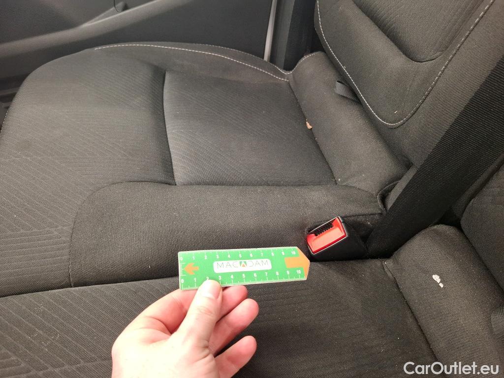  Renault  Trafic  Fourgon L2H1 3T Grand Confort 2.0 dCi 130CV BVM6 E6d #16