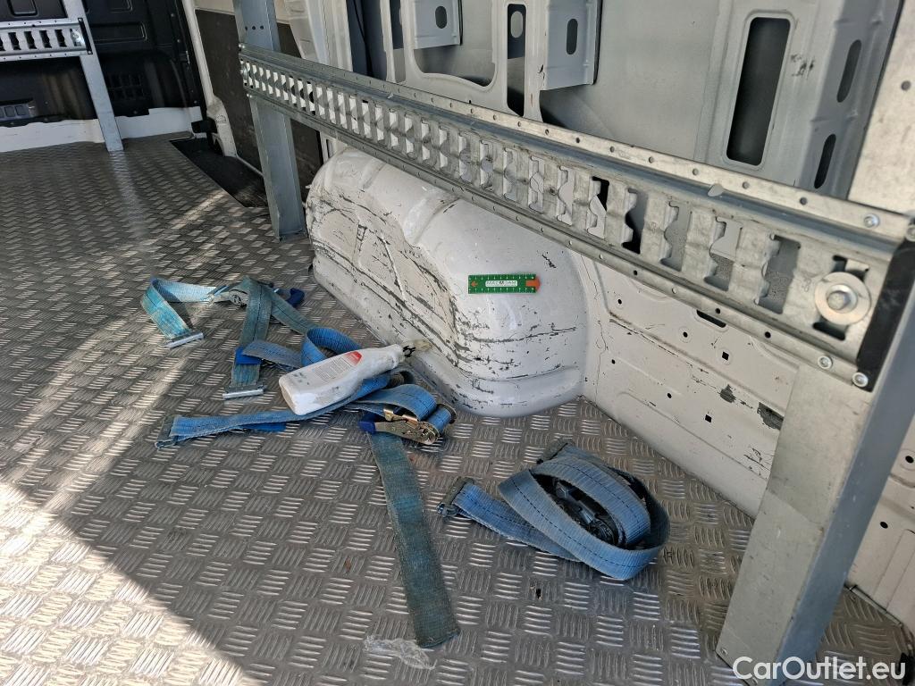  Volkswagen  Crafter VOLKSWAGEN  / 2017 / 4P / Fourgon tôlé 2.0TDI 140 30 L3H3 Business #34