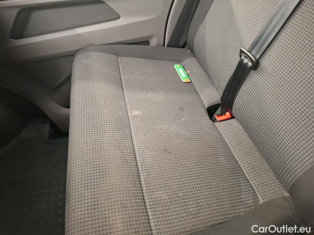  Volkswagen  Touran VOLKSWAGEN Transporter / 2015 / 4P / Fourgon tôlé 2.0 TDi 150 DSG7 L1H1 Business Line #16