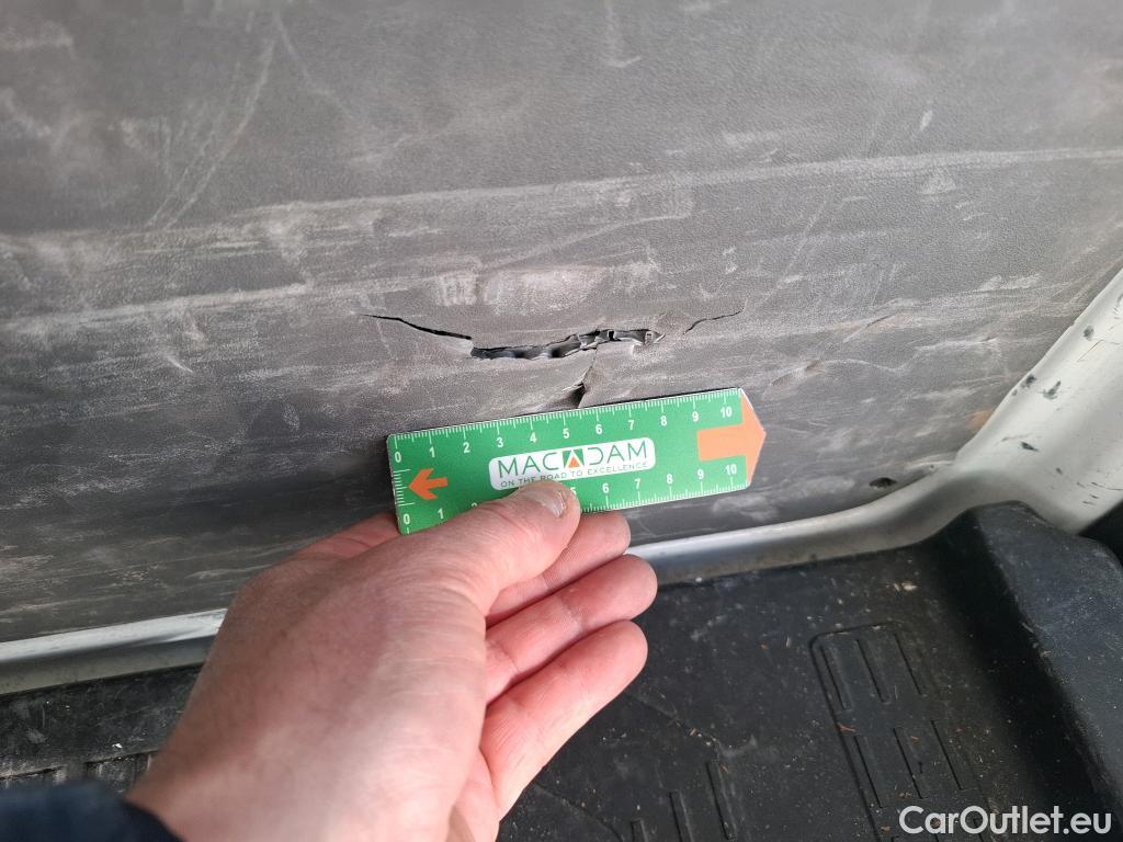  Volkswagen  Crafter VOLKSWAGEN  / 2017 / 4P / Fourgon tôlé 2.0TDI 140 30 L3H3 Business #90