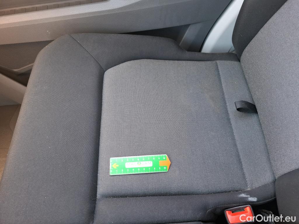  Volkswagen  Crafter VOLKSWAGEN  / 2017 / 4P / Fourgon tôlé 2.0TDI 140 30 L3H3 Business #94