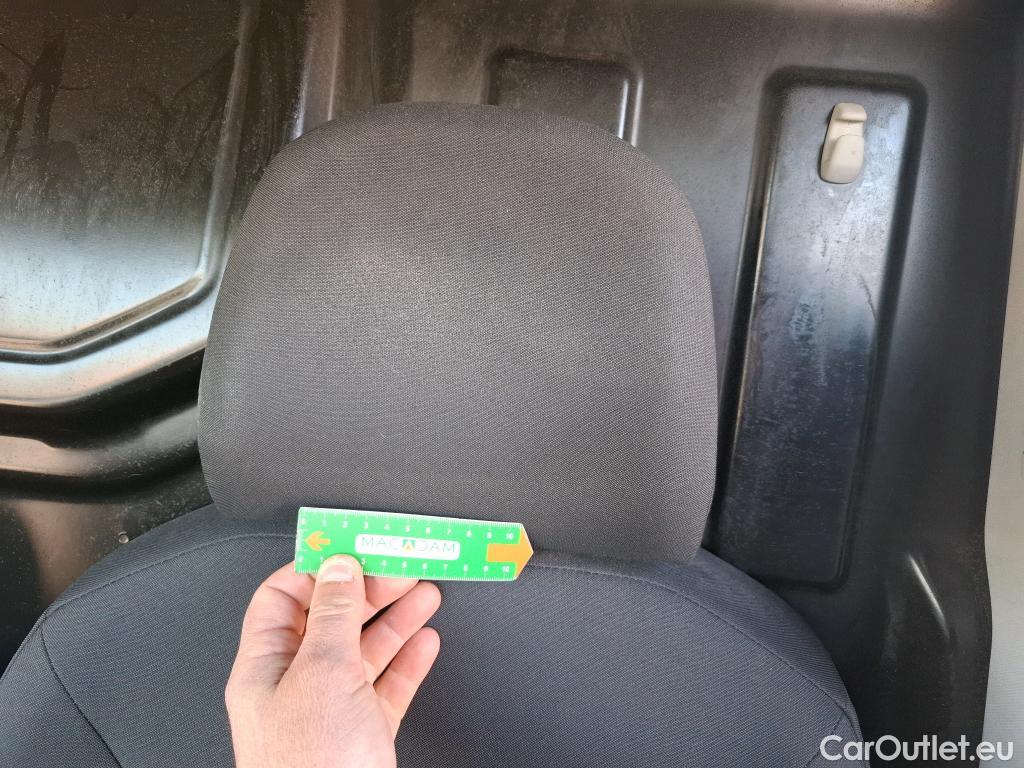  Volkswagen  Crafter VOLKSWAGEN  / 2017 / 4P / Fourgon tôlé 2.0TDI 140 30 L3H3 Business #95