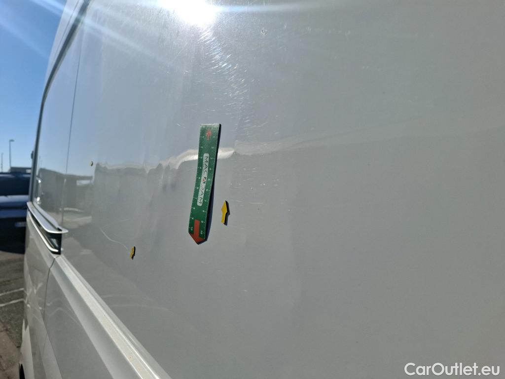  Volkswagen  Crafter VOLKSWAGEN  / 2017 / 4P / Fourgon tôlé 2.0TDI 140 30 L3H3 Business #53