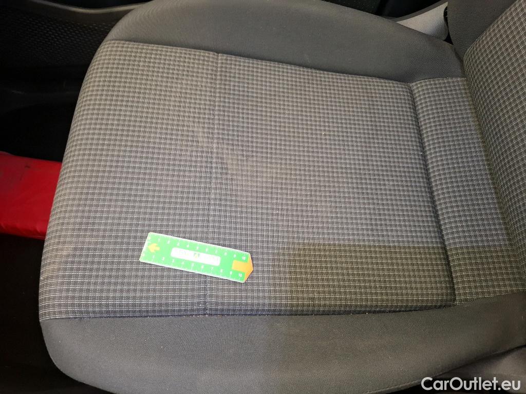  Volkswagen  Caddy VOLKSWAGEN  Cargo / 2020 / 4P / Fourgonnette 2.0 TDI 122ch DSG Business Plus #20