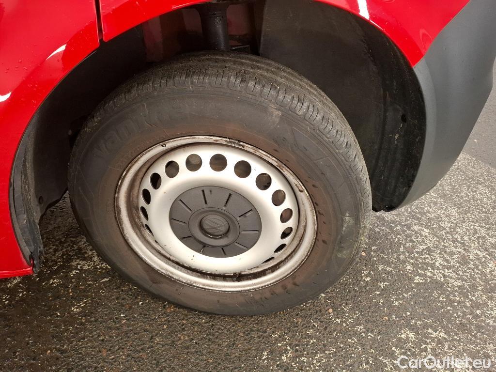  Volkswagen  Touran VOLKSWAGEN Transporter / 2015 / 4P / Fourgon tôlé 2.0 TDi 150 DSG7 L1H1 Business Line #26