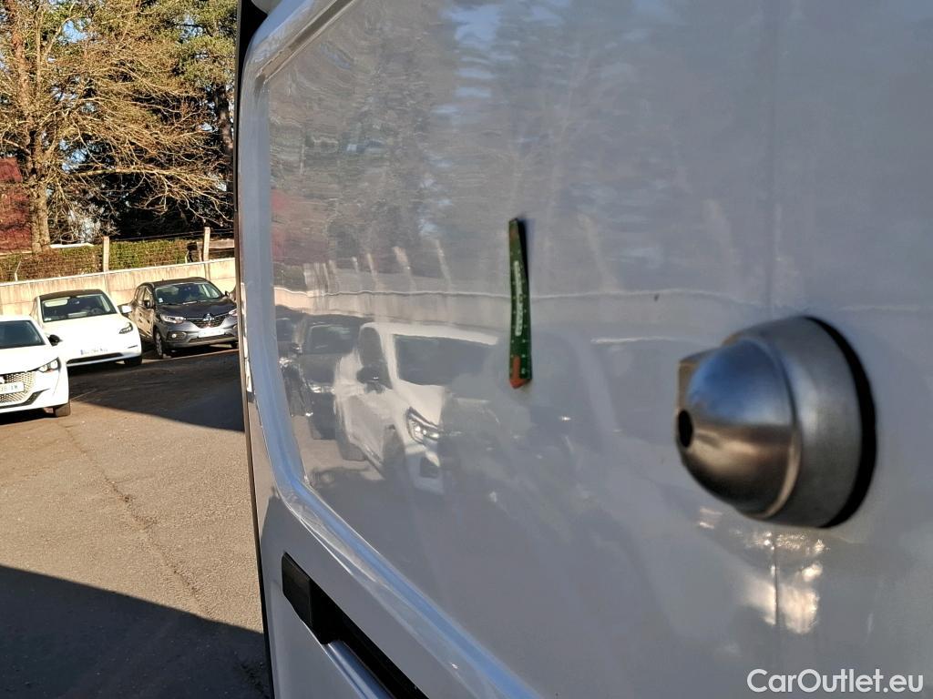  Renault  Trafic RENAULT  / 2019 / 4P / Fourgon tole NV FG GCF L2H2 1200 Energy dCi 145 #6