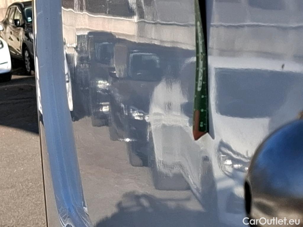  Renault  Trafic RENAULT  / 2019 / 4P / Fourgon tole NV FG GCF L2H2 1200 Energy dCi 145 #9