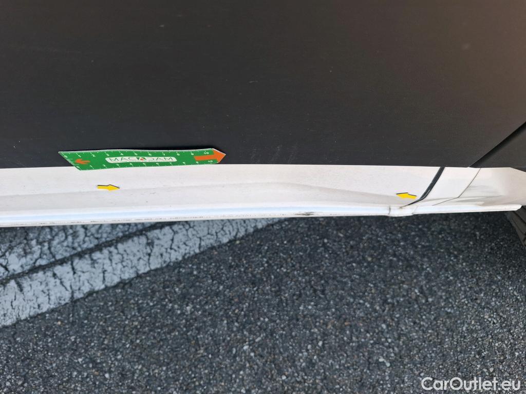  Volkswagen  Crafter VOLKSWAGEN  / 2017 / 4P / Fourgon tôlé 2.0TDI 140 30 L3H3 Business #12