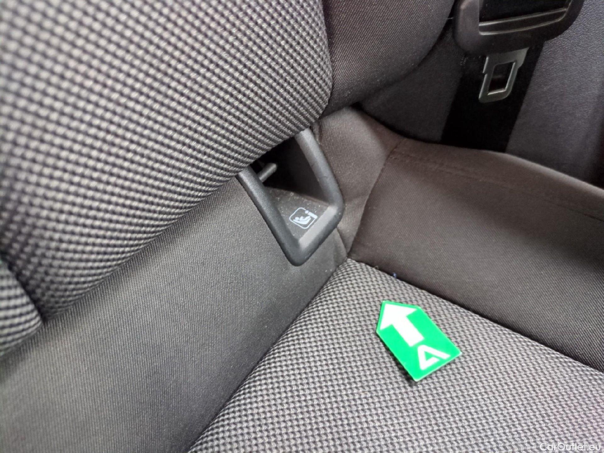  Audi  A3 AUDI  Sportback / 2020 / 5P / Berline 30 TFSI MHEV S Tronic 110 Business Line #30