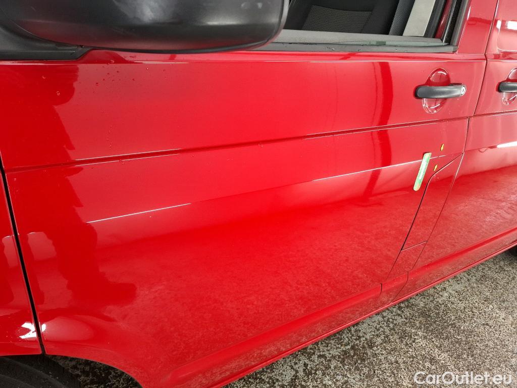  Volkswagen  Touran VOLKSWAGEN Transporter / 2015 / 4P / Fourgon tôlé 2.0 TDi 150 DSG7 L1H1 Business Line #39