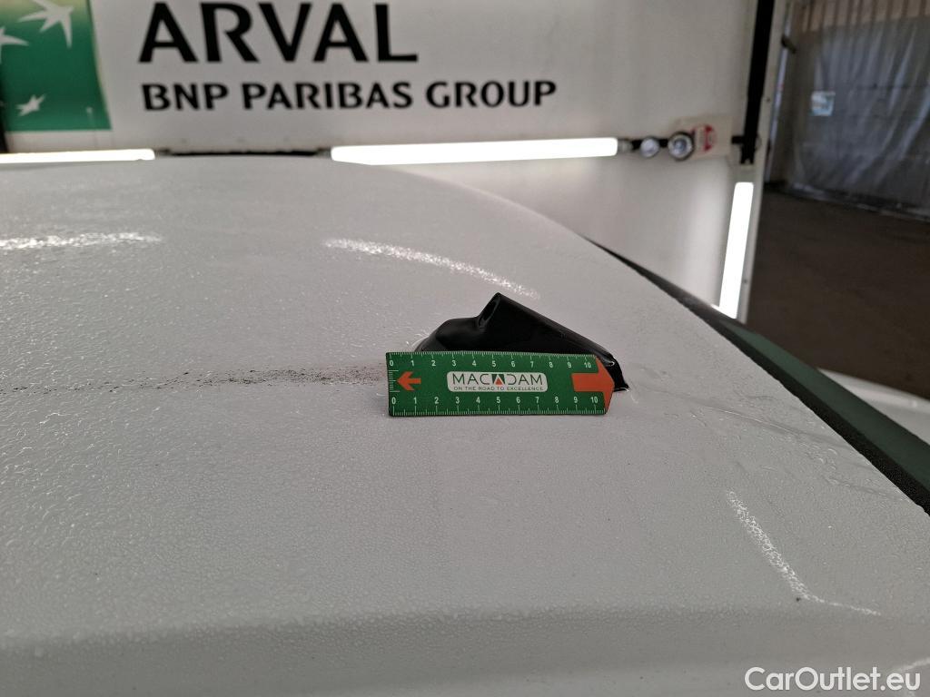  Renault  Trafic  Fourgon L2H1 3T Grand Confort 2.0 dCi 130CV BVM6 E6d #23