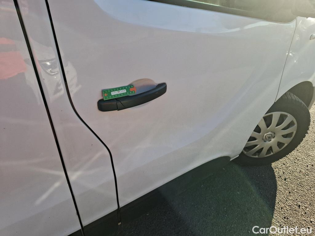  Renault  Trafic RENAULT  / 2019 / 4P / Fourgon tole NV FG GCF L2H2 1200 Energy dCi 145 #31
