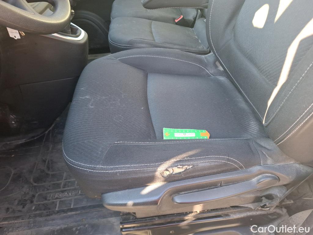  Renault  Trafic RENAULT  / 2019 / 4P / Fourgon tole NV FG GCF L2H2 1200 Energy dCi 145 #29