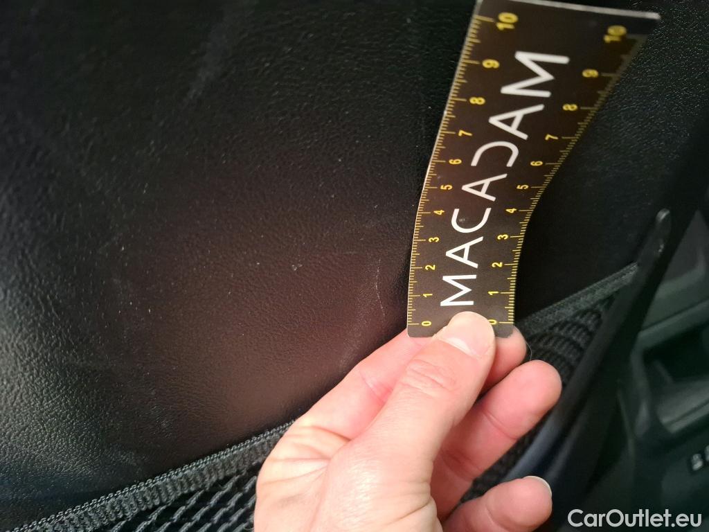  Bmw  Serie 2 BMW Série 2 Gran Coupé / 2019 / 4P / Berline 218D AUTO Business Design #39