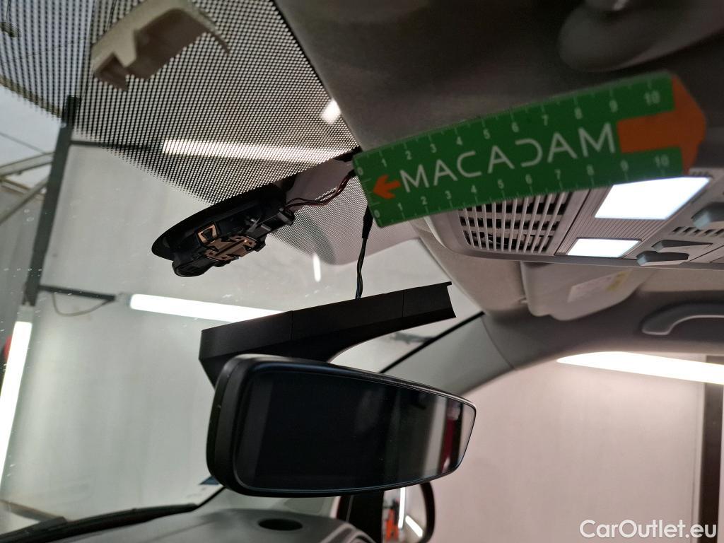  Volkswagen  Transporter VOLKSWAGEN  / 2019 / 4P / Fourgon tôlé 2.0 TDi 150 DSG7 L1H1 Business Line #23