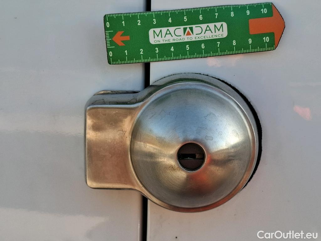  Renault  Trafic RENAULT  / 2019 / 4P / Fourgon tole NV FG GCF L2H2 1200 Energy dCi 145 #26