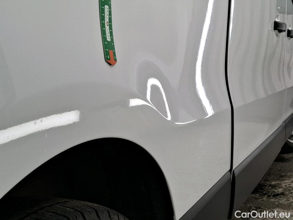  Renault  Trafic  Fourgon L2H1 3T Grand Confort 2.0 dCi 130CV BVM6 E6d #4