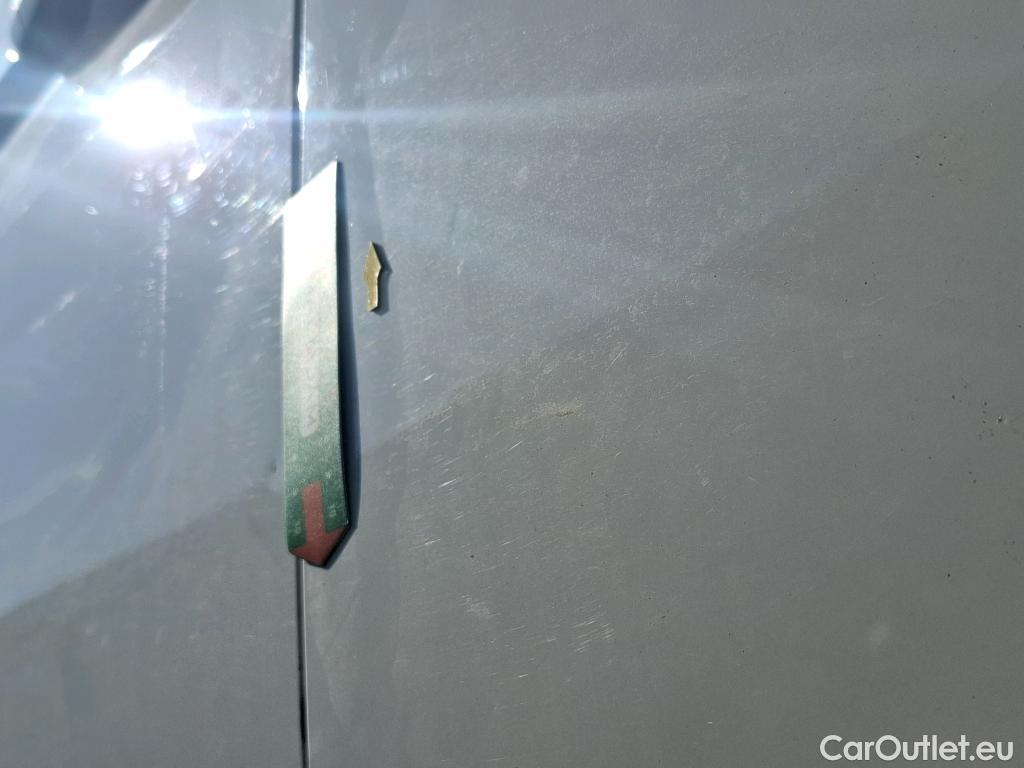  Volkswagen  Crafter VOLKSWAGEN  / 2017 / 4P / Fourgon tôlé 2.0TDI 140 30 L3H3 Business #67