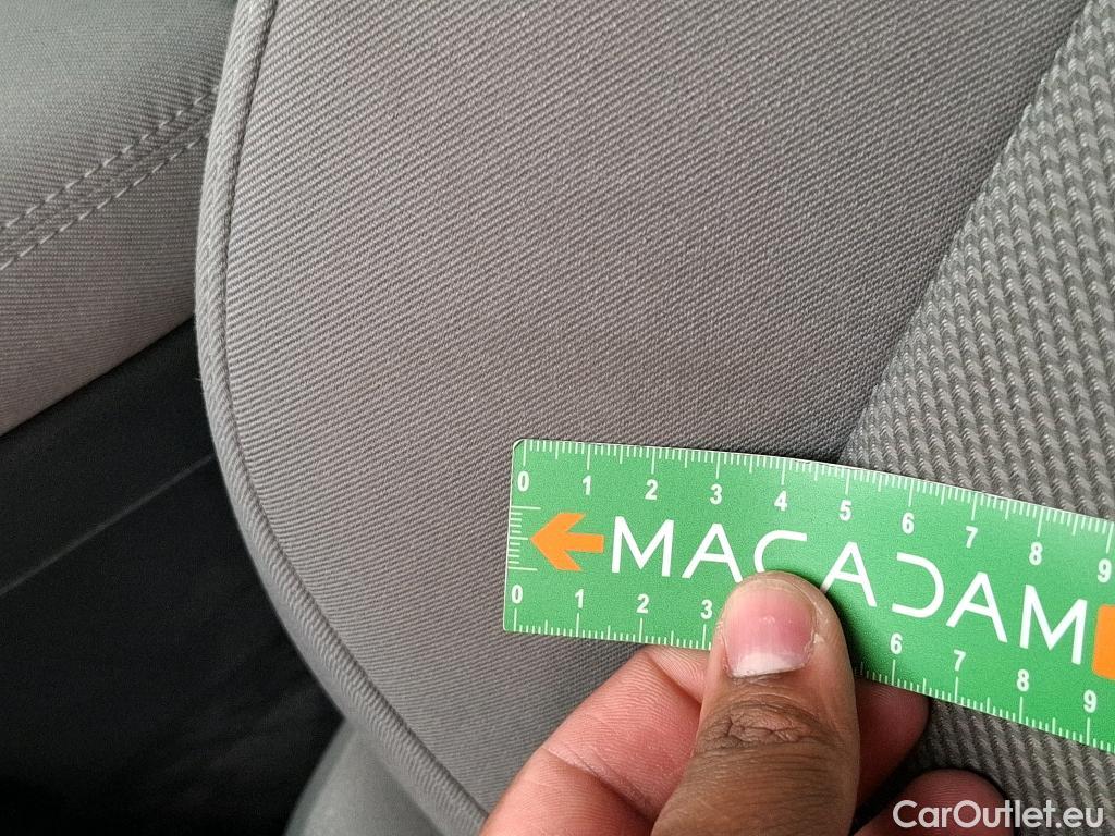  Audi  A4 AUDI  Avant / 2019 / 5P / Break 35 TDI 163 S tronic Business line #69