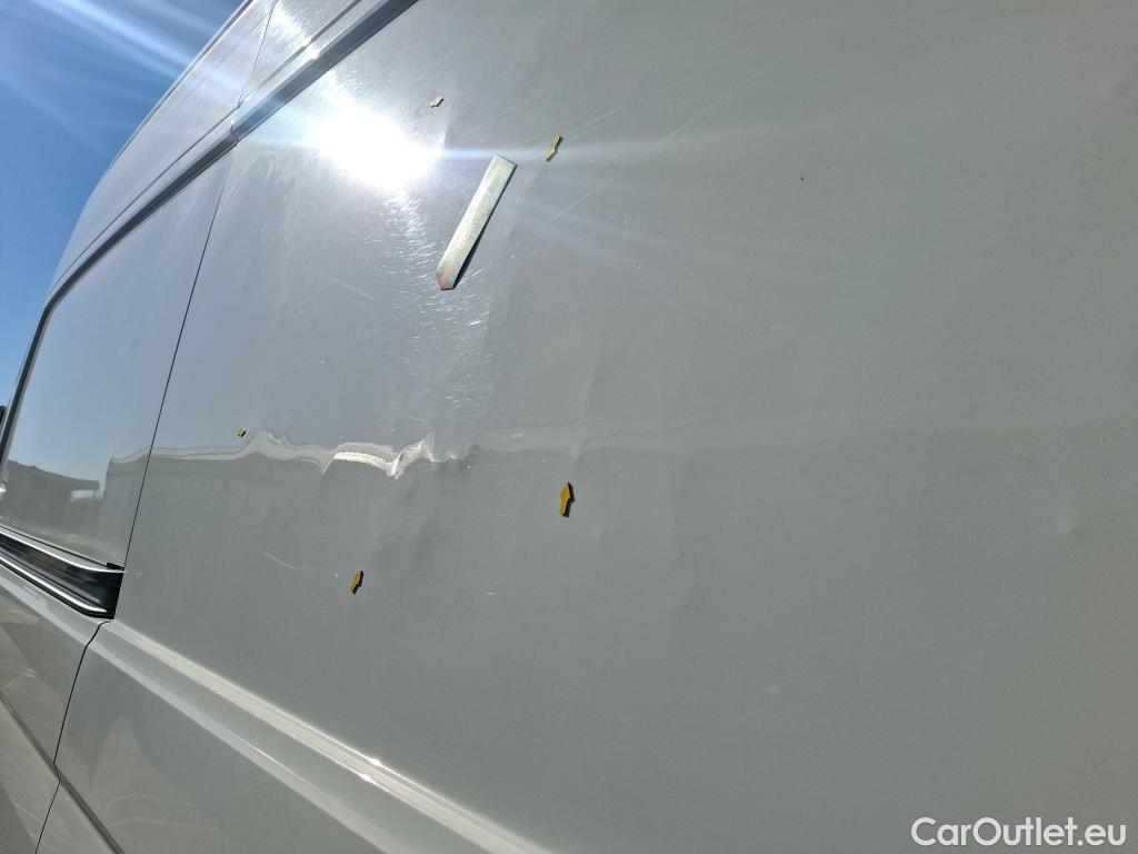  Volkswagen  Crafter VOLKSWAGEN  / 2017 / 4P / Fourgon tôlé 2.0TDI 140 30 L3H3 Business #46