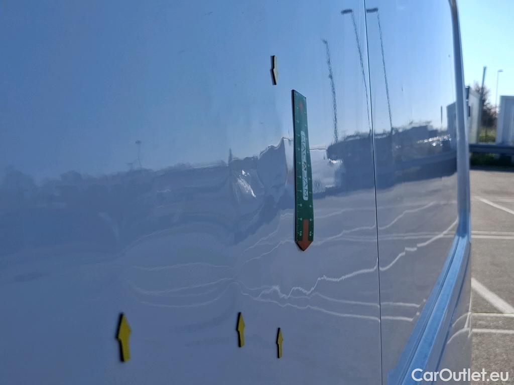  Volkswagen  Crafter VOLKSWAGEN  / 2017 / 4P / Fourgon tôlé 2.0TDI 140 30 L3H3 Business #5