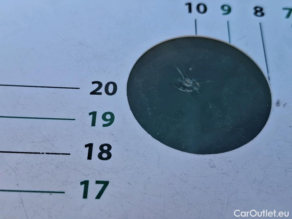  Volkswagen  Crafter VOLKSWAGEN  / 2017 / 4P / Fourgon tôlé 2.0TDI 140 30 L3H3 Business #2