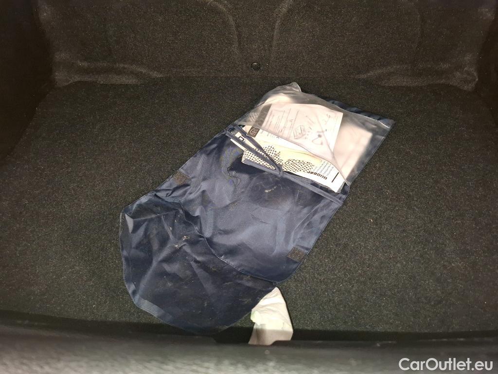  Bmw  X2 Série  sDrive 18d M Sport 2.0 150CV BVA8 E6d #13