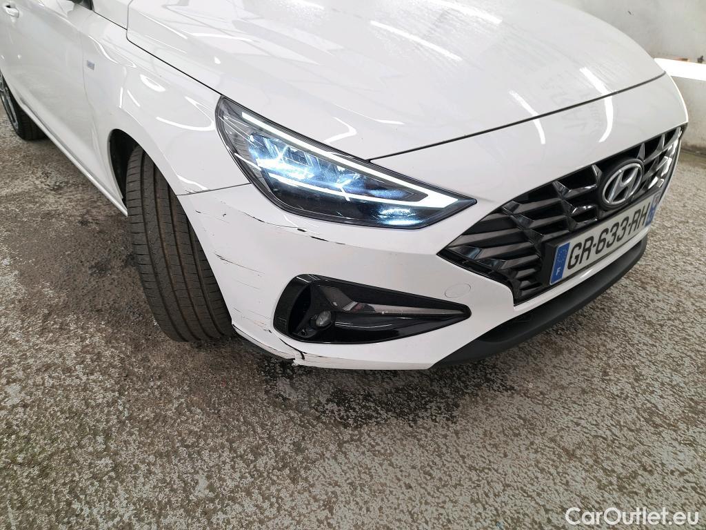  Hyundai  i30 HYUNDAI  Sport Wagon / 2020 / 5P / Break 1.0 T-GDI 120 DCT-7 MHEV CREATIVE SW #30