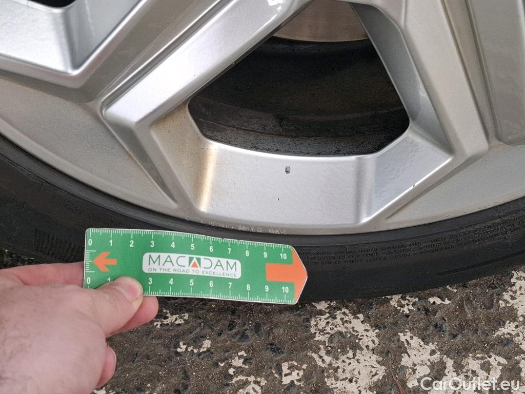  Bmw  X1 BMW  / 2022 / 5P / SUV sDrive18d First Ed Exclusive DKG7 #17