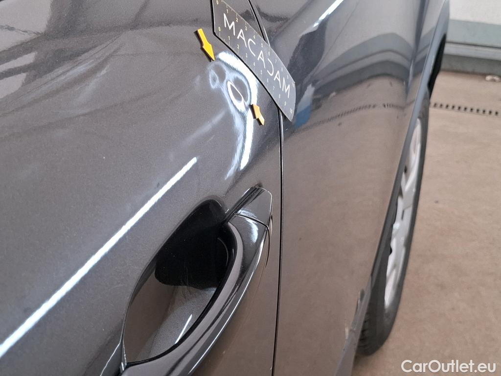  Citroen  C4  Berline Live Pack Business R 1.5 BlueHDI 110CV BVM6 E6d #9