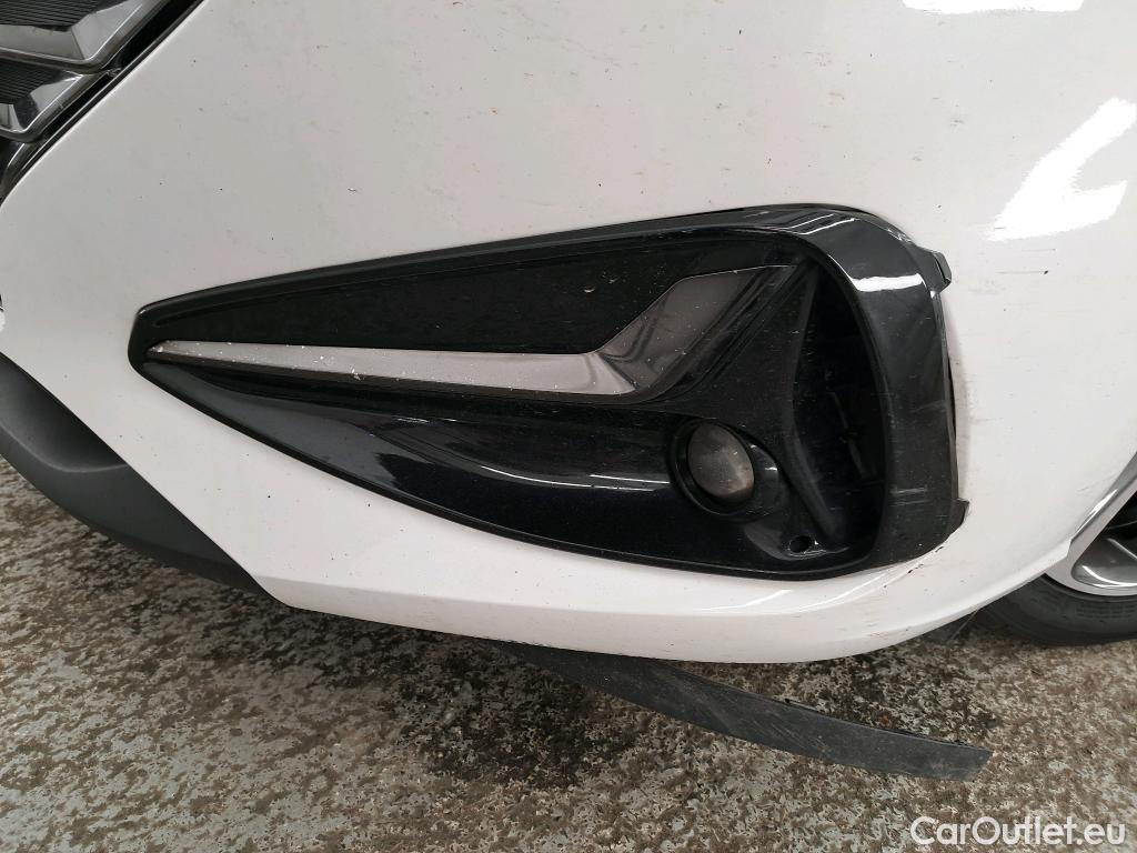  Hyundai  i30 HYUNDAI  Sport Wagon / 2020 / 5P / Break 1.0 T-GDI 120 DCT-7 MHEV CREATIVE SW #40