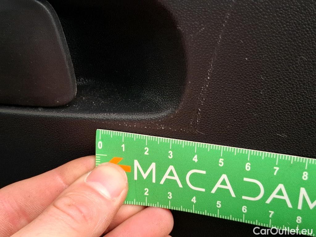  Citroen  C3 CITROEN  / 2020 / 5P / Berline PureTech 83 S&S BVM Feel Pack #9