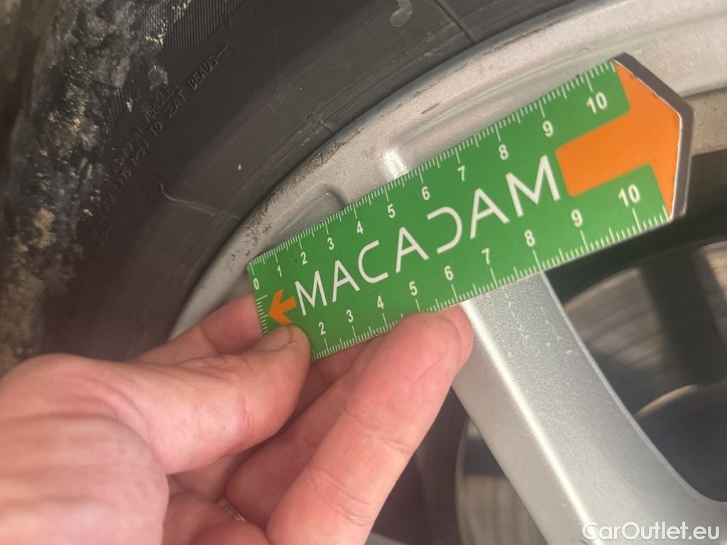  Bmw  Serie 3 BMW Série 3 Touring / 2022 / 5P / Break 318d 150ch Business Design BVA8 #6