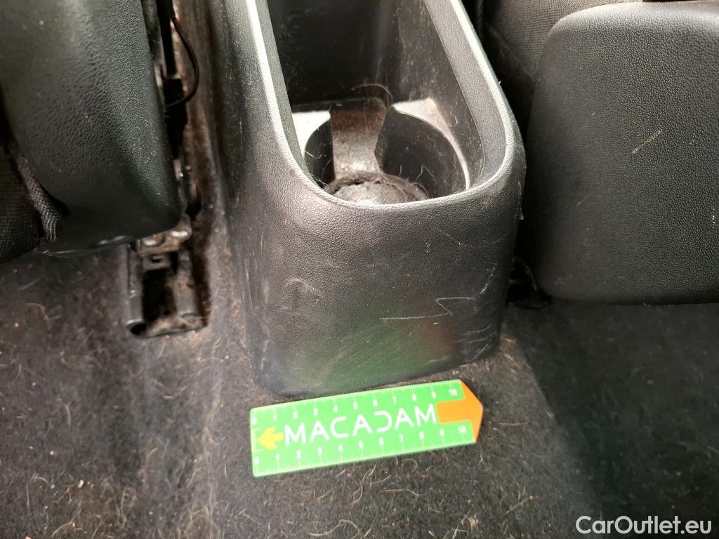  Citroen  C3 CITROEN  / 2020 / 5P / Berline PureTech 83 S&S BVM Feel Pack #4