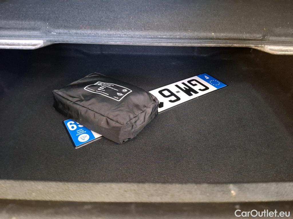  Bmw  X1 BMW  / 2022 / 5P / SUV sDrive18d First Ed Exclusive DKG7 #1