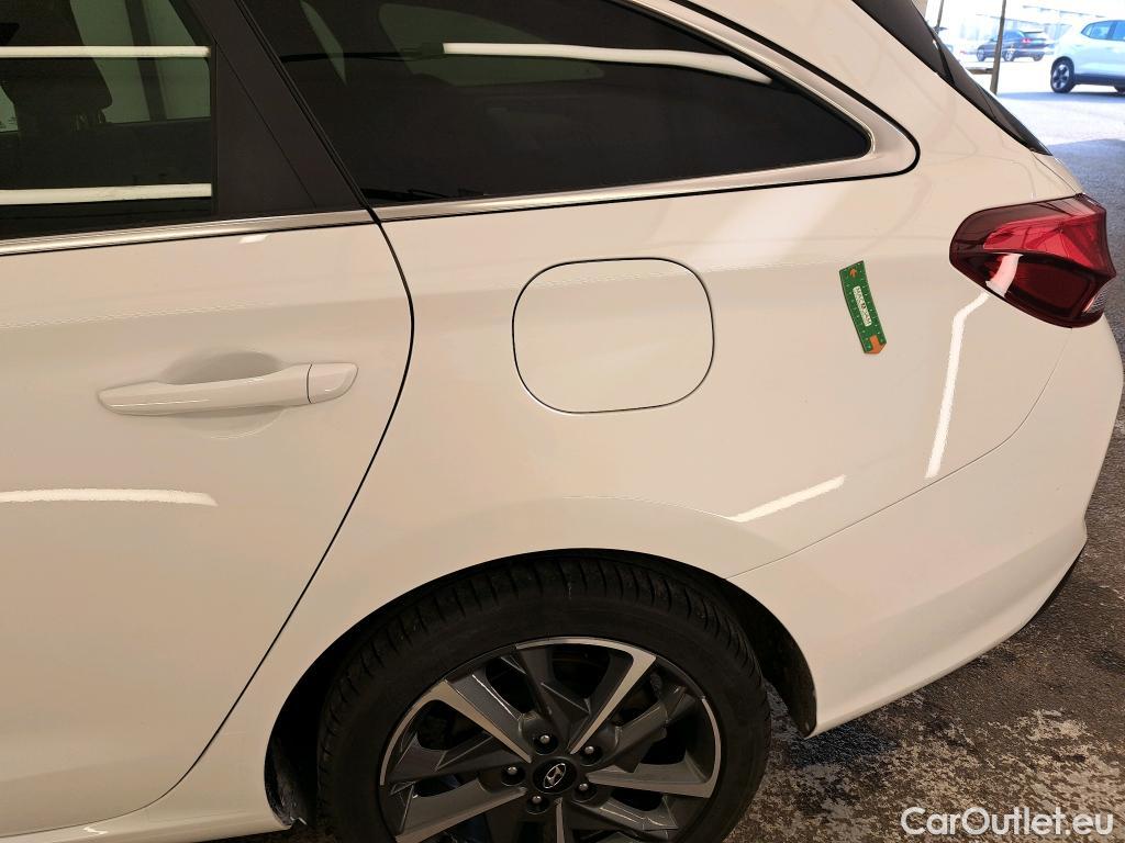  Hyundai  i30 HYUNDAI  Sport Wagon / 2020 / 5P / Break 1.0 T-GDI 120 DCT-7 MHEV CREATIVE SW #7