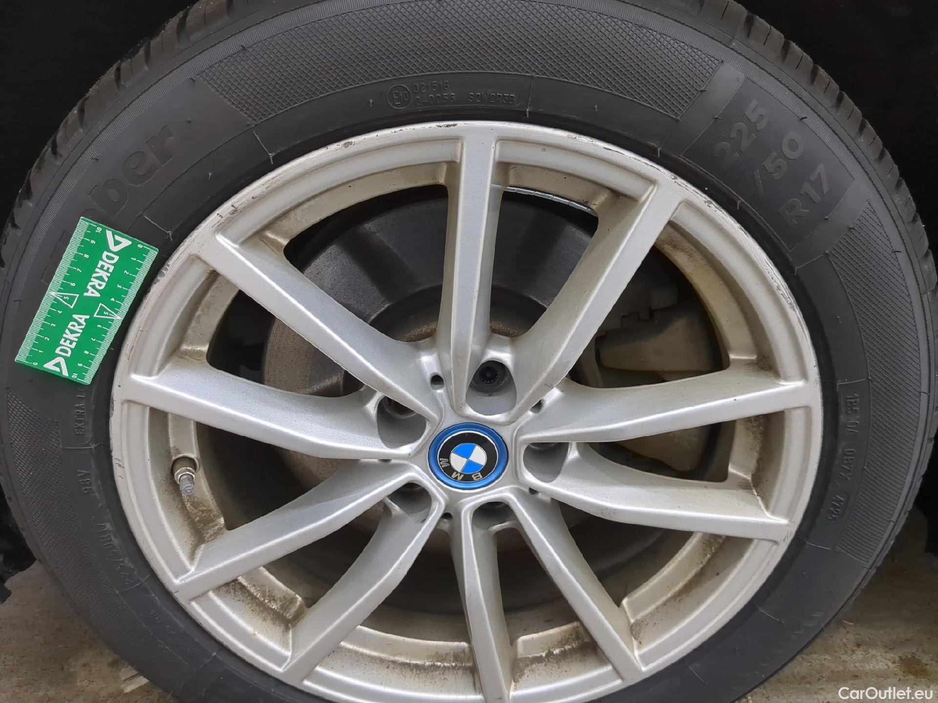  Bmw  Serie 3 BMW Série 3 Touring / 2022 / 5P / Break 320e 204ch Business Design BVA8 Hybride #2